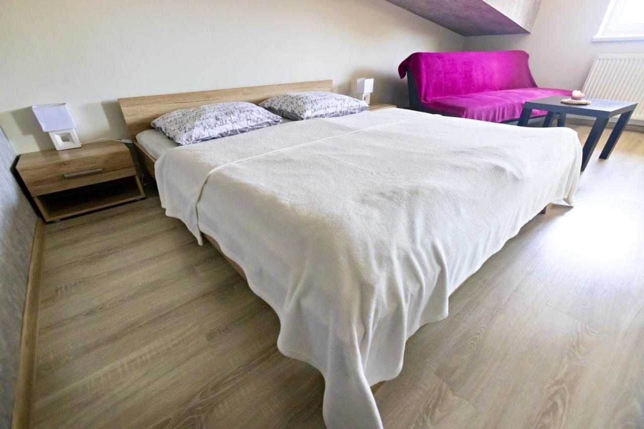 Apartman Theo Veľký Slavkov Eksteriør billede